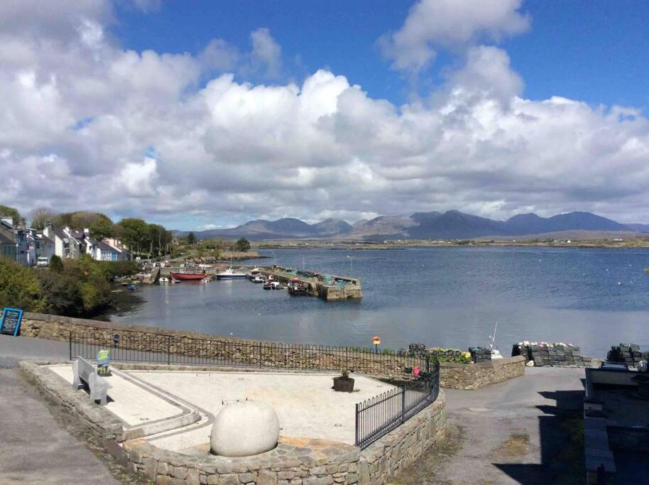 Roundstone Retreats Abbys Cottage 外观 照片